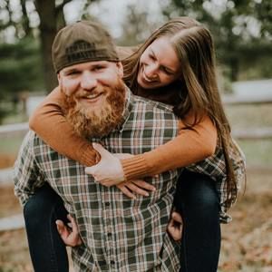 Meet your Posher, Hallie